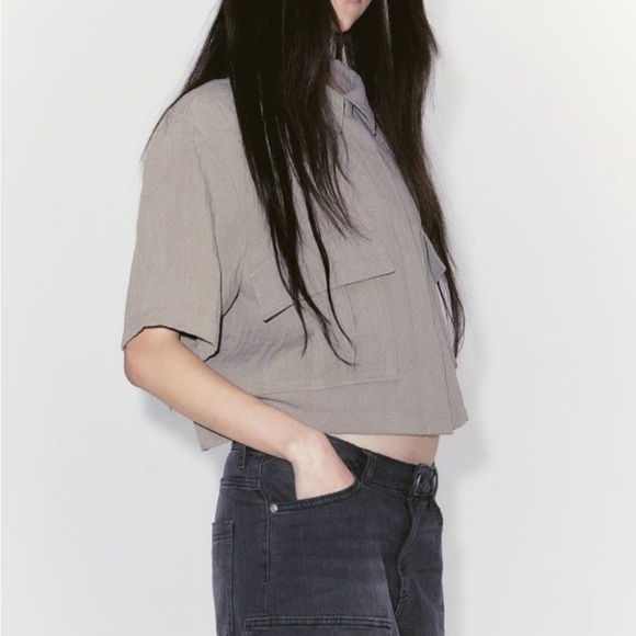 H&M Cargo Shirt | Size: MEDIUM | color: Taupe - Picture 5 of 8